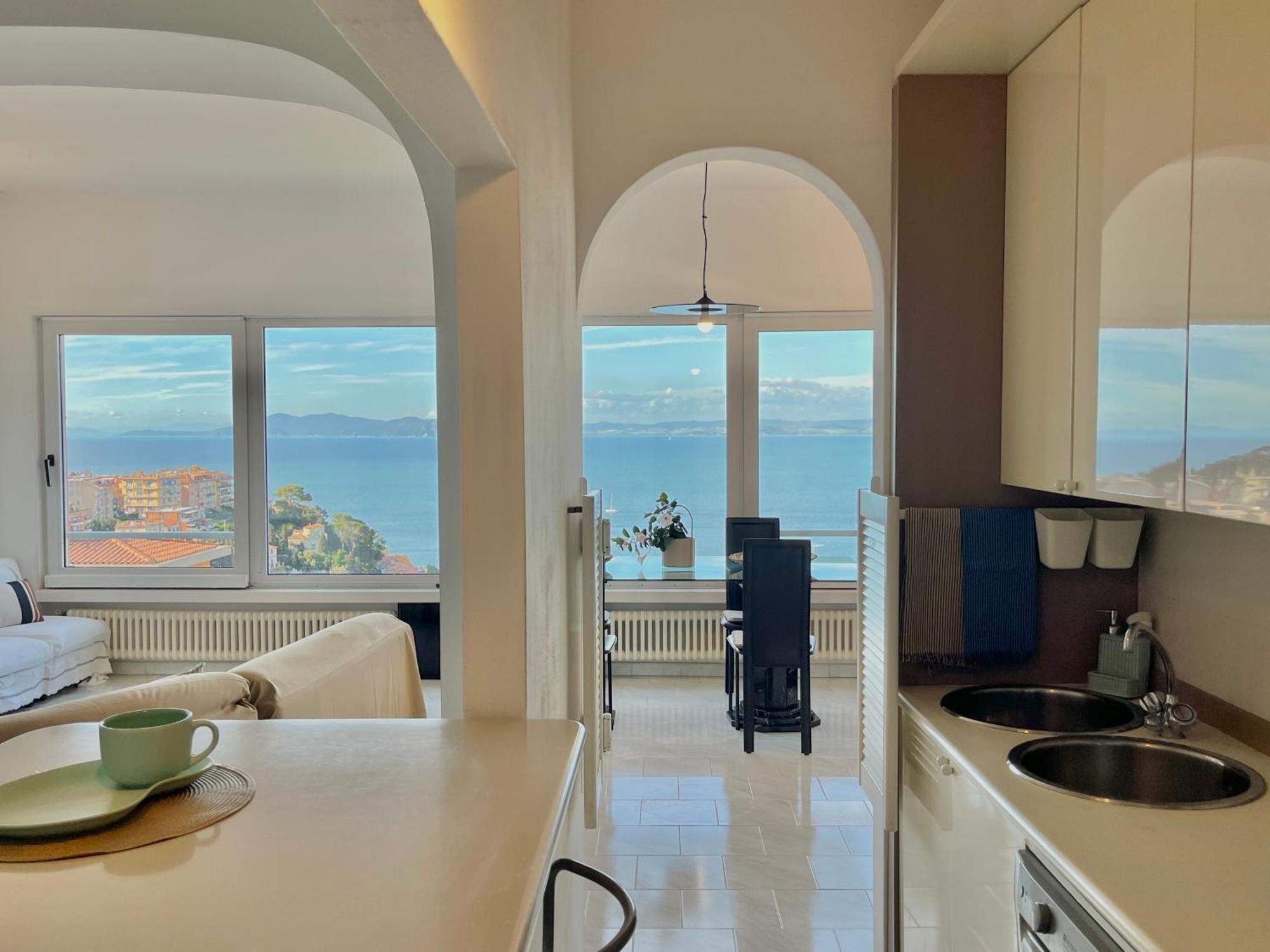Apartamento Porto Santo Stefano Vista Mare + Parcheggio Gratuito Exterior foto